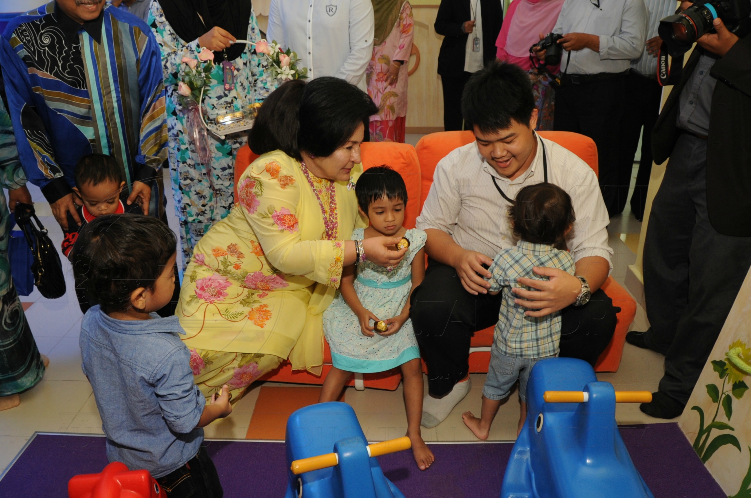 PRO16 32 NCDC HAS 3697